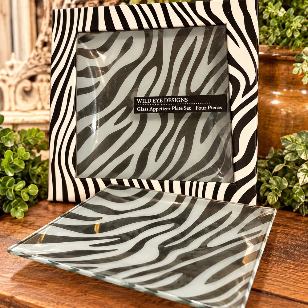 Wild Eye Designs Glass Appetizer Plate Set 4pc Zebra Print Black White Square